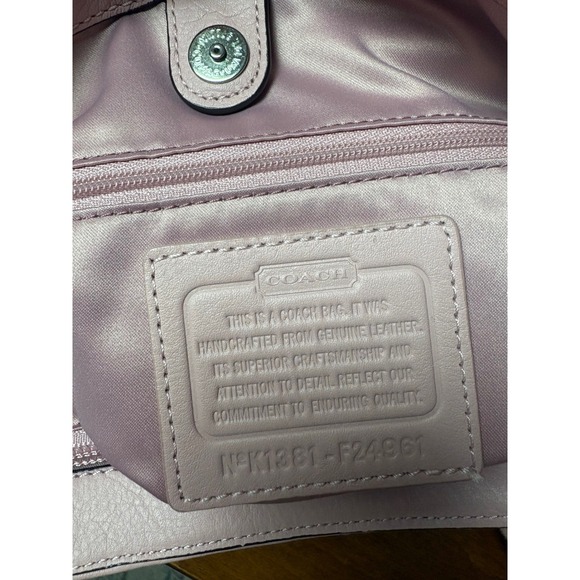 Coach Soho Leather Buckle Flap Shoulder Bag Blush Pink Hobo F24961 EUC - Picture 3 of 8